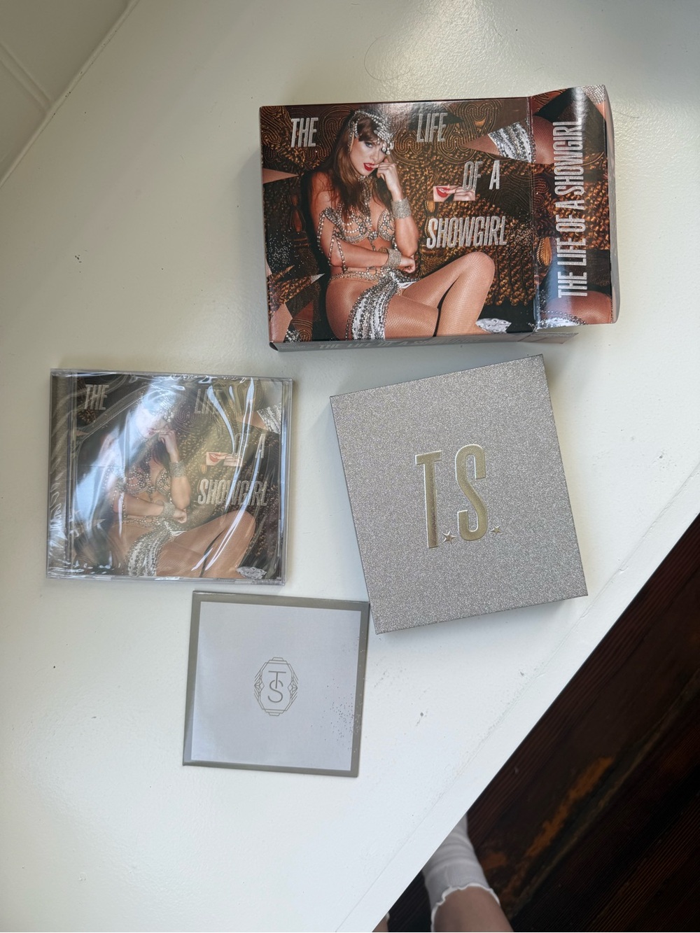 Taylor Swift The Life of a Showgirl It’s Beautiful CD Box Set FULL SET - Picture 3 of 5